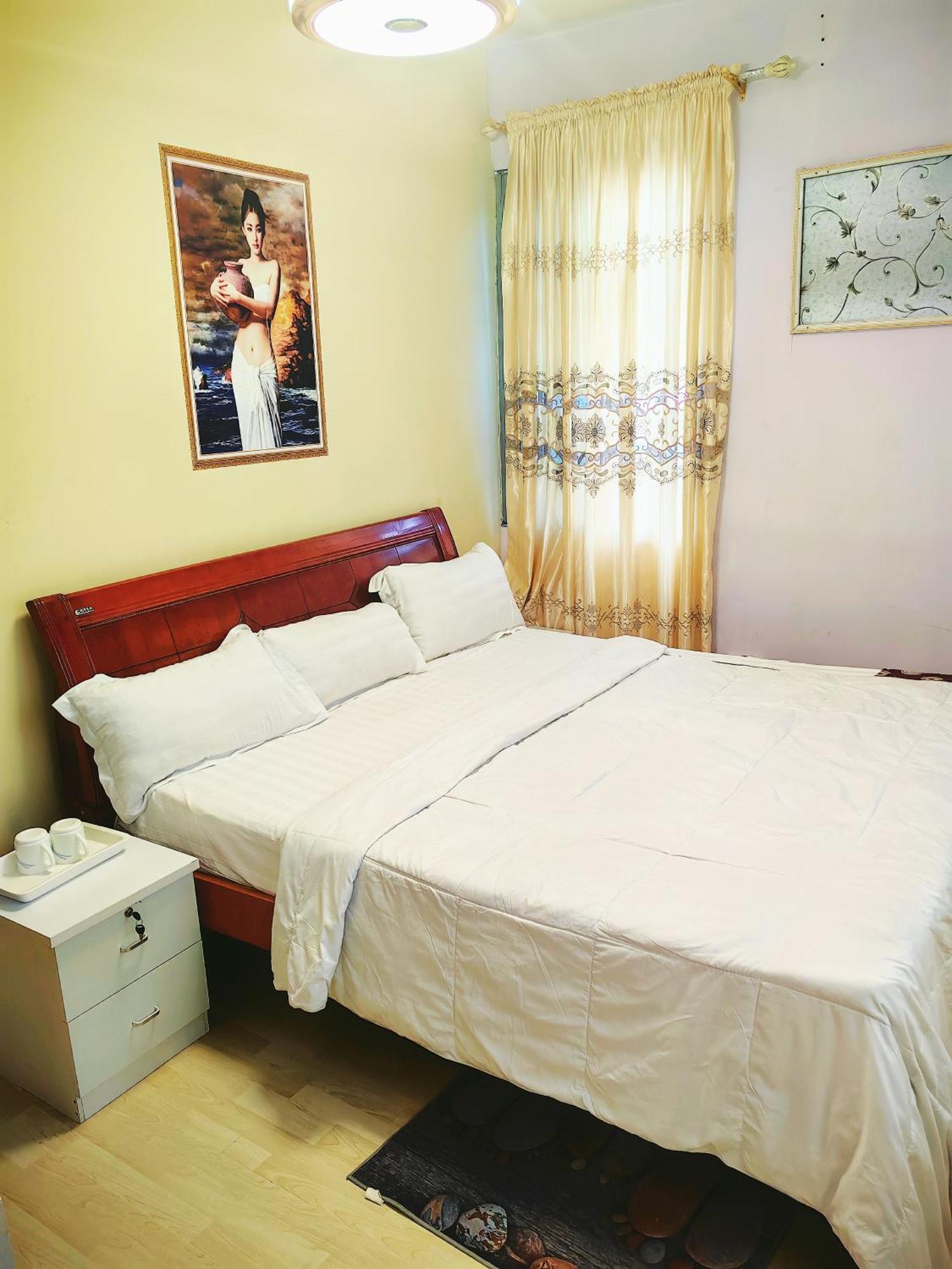 Hongyuanprimierhotel Accra Bagian luar foto